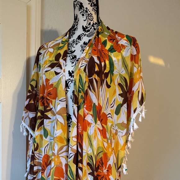 NWT Floral Kimono Cover-Up Size Small - Picture 6 of 11
